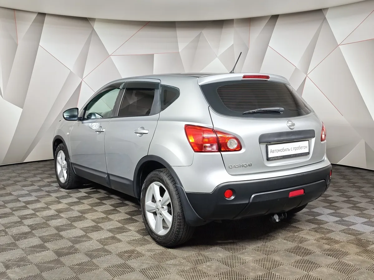 Nissan Qashqai 2.0 CVT AWD (141 л.с.) Серебристый в АВИЛОН. Слайд №4