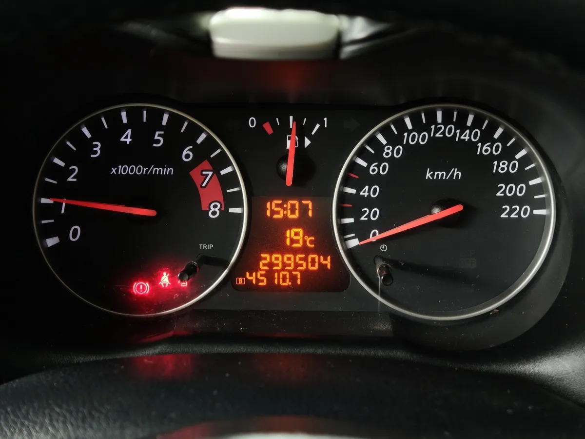 Nissan Note 1.4 MT (88 л.с.) Comfort Синий в АВИЛОН. Слайд №15