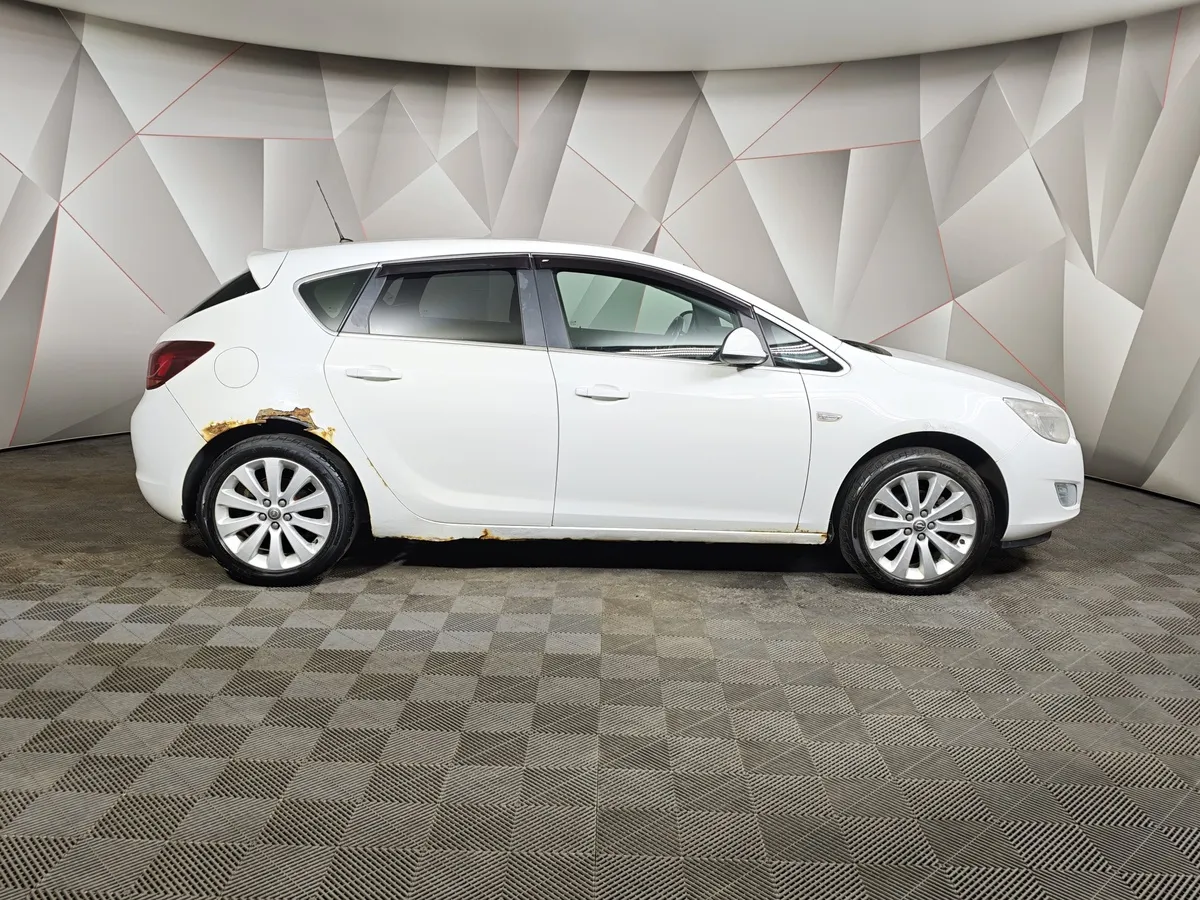 Opel Astra 1.6 AT (115 л.с.) Cosmo Белый в АВИЛОН. Слайд №6