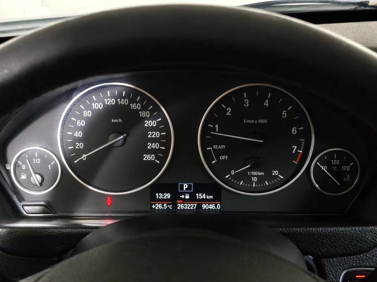 BMW 3 серия 320i AT (184 л.с.) Белый в АВИЛОН. Слайд №13