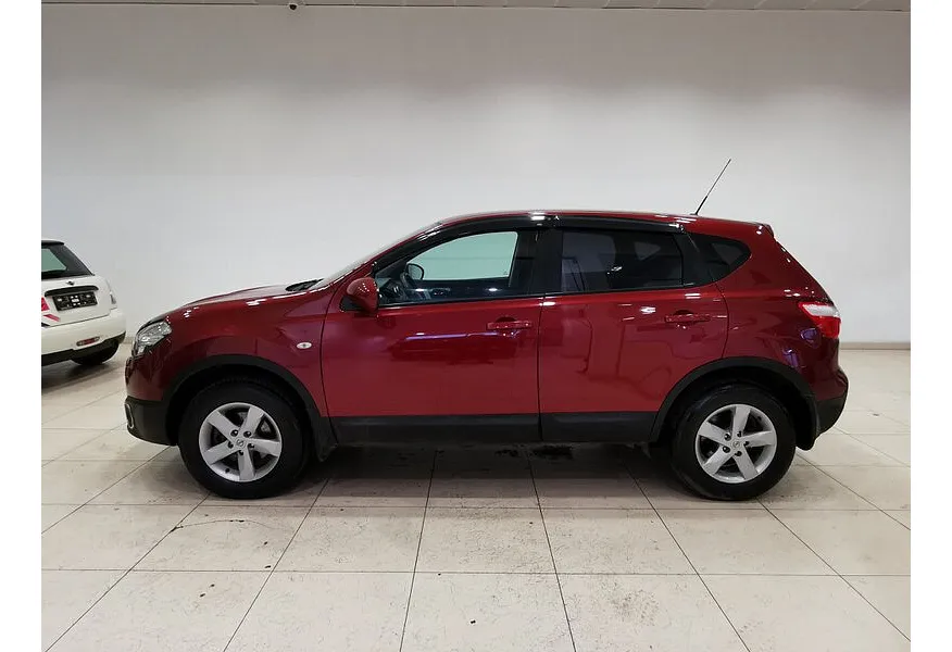 Nissan Qashqai 2.0 MT FWD (141 л.с.) Красный в АВИЛОН. Слайд №5