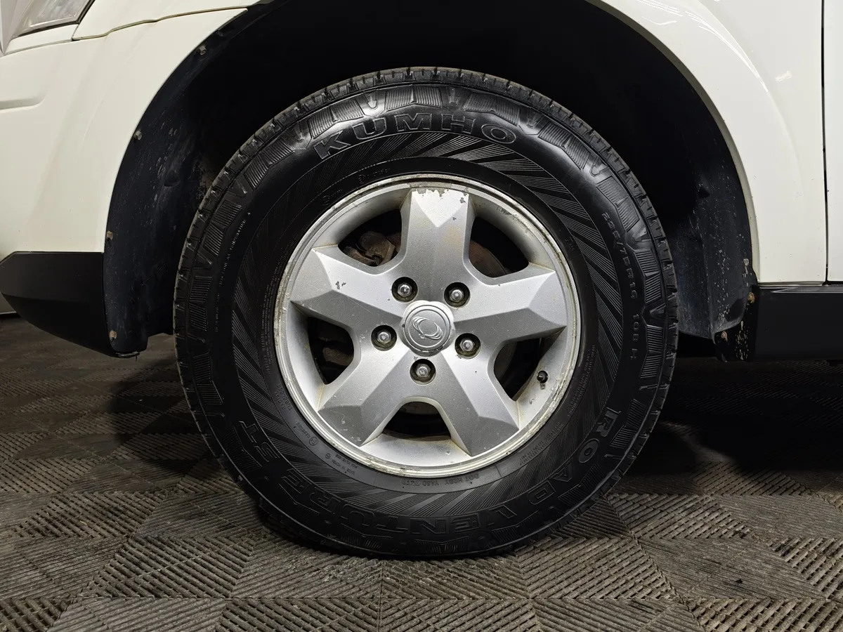 SsangYong Kyron 2.3 E-Tronic 4WD (150 л.с.) Белый в АВИЛОН. Слайд №9