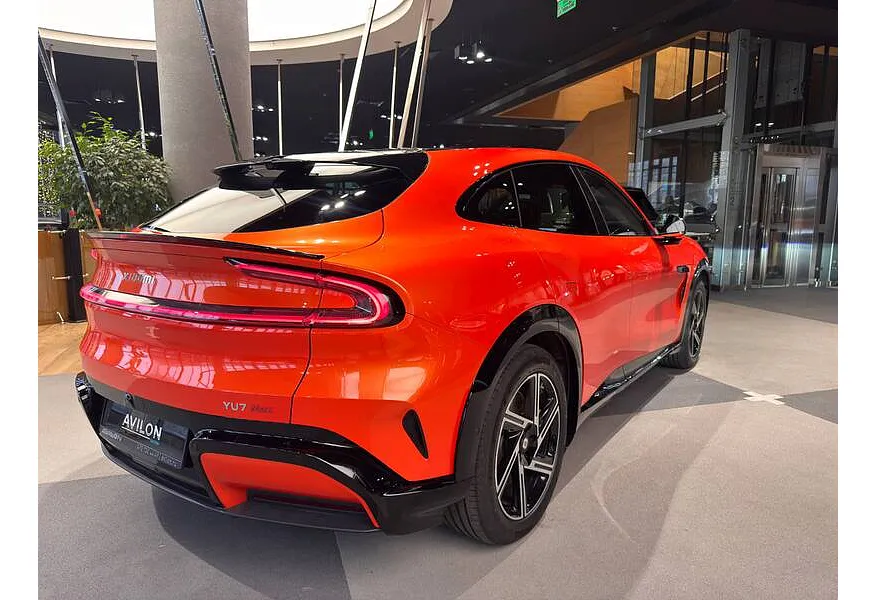 Xiaomi YU7 AT 4WD (690 л.с.) MAX Оранжевый в АВИЛОН. Слайд №6