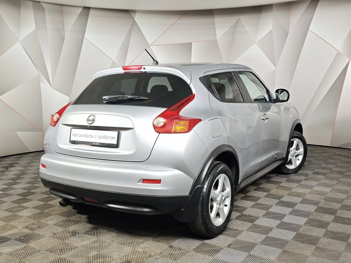 Nissan Juke 1.6 turbo CVT AWD (190 л.с.) Серебристый в АВИЛОН. Слайд №2