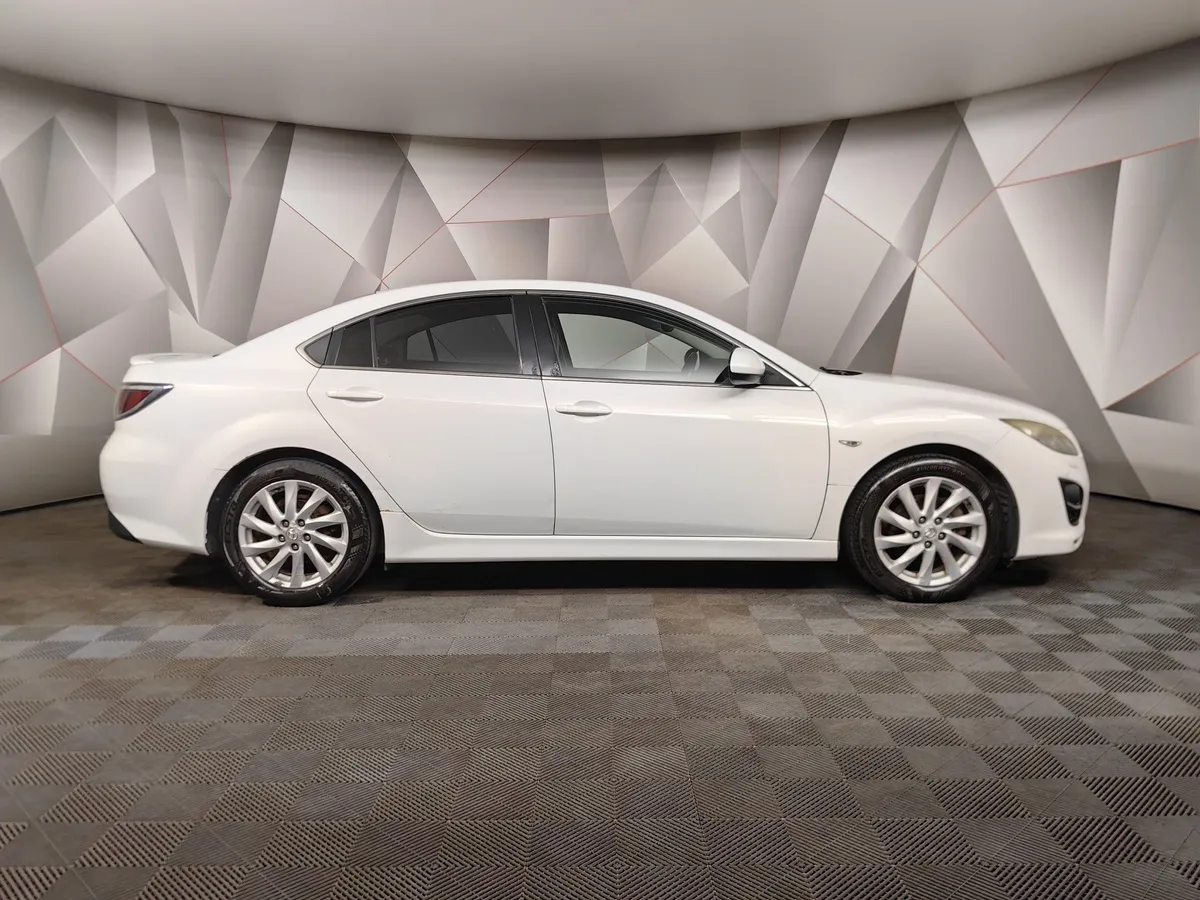 Mazda 6 2.0 SKYACTIV-G AT (150 л.с.) Белый в АВИЛОН. Слайд №6