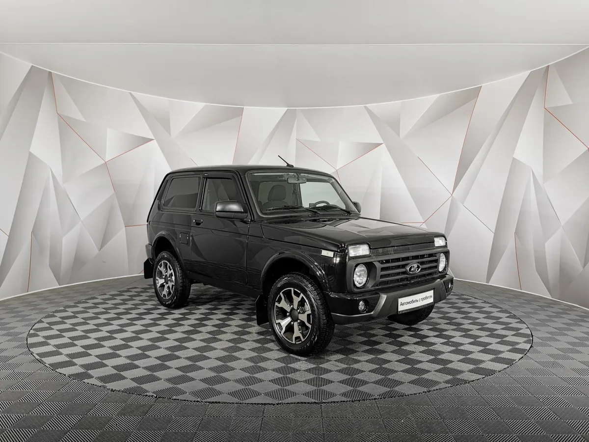 ВАЗ (Lada) 4x4 1.7 MT 8 кл. (83 л.с.) Черный в АВИЛОН. Слайд №3