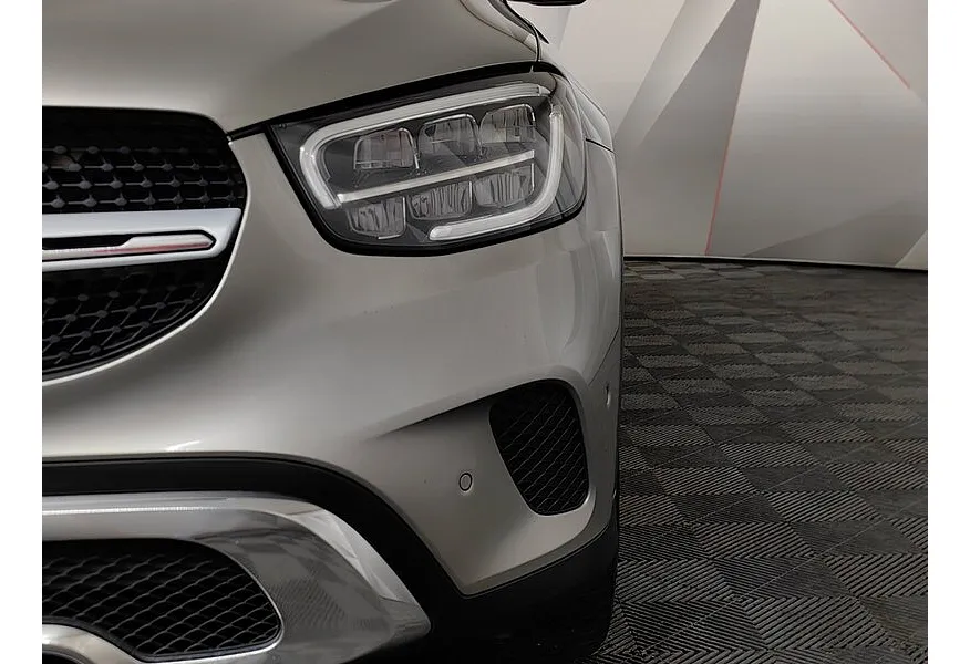 Mercedes-Benz GLC Купе 220 d 9G-TRONIC 4MATIC (194 л.с.) Premium Серебристый в АВИЛОН. Слайд №10