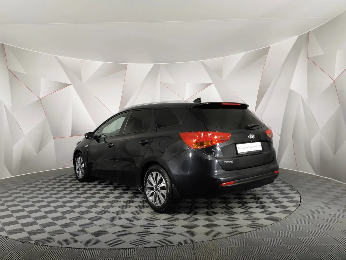 Kia Ceed 1.6 AT (130 л.с.) Luxe RED Line Черный в АВИЛОН. Слайд №4