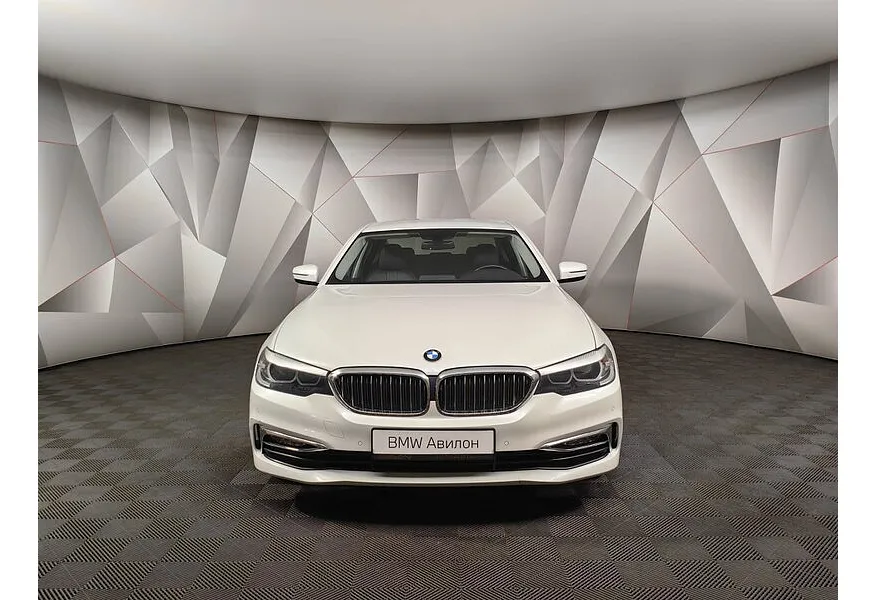 АВИЛОН - BMW 5 серия 520d xDrive Steptronic (190 л.с.) Белый - slide 4