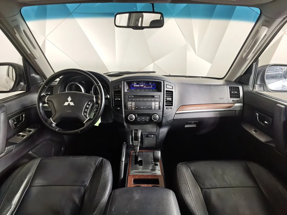Mitsubishi Pajero 3.0 AT AWD (178 л.с.) Серебристый в АВИЛОН. Слайд №14