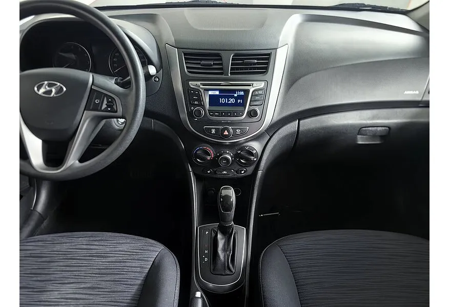 Hyundai Solaris 1.6 AT (123 л.с.) Comfort Белый в АВИЛОН. Слайд №15