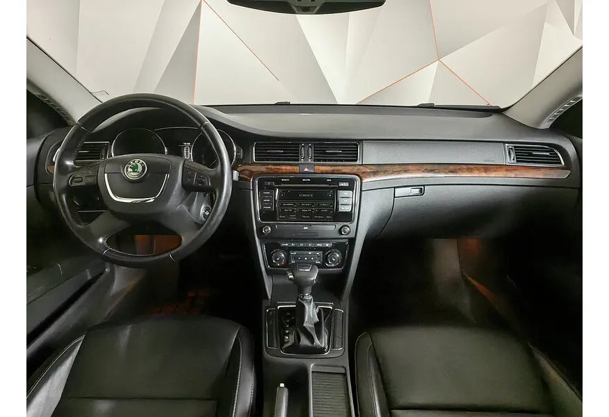 АВИЛОН - Skoda Superb 1.8 TSI AT (152 л.с.) Белый - slide 11