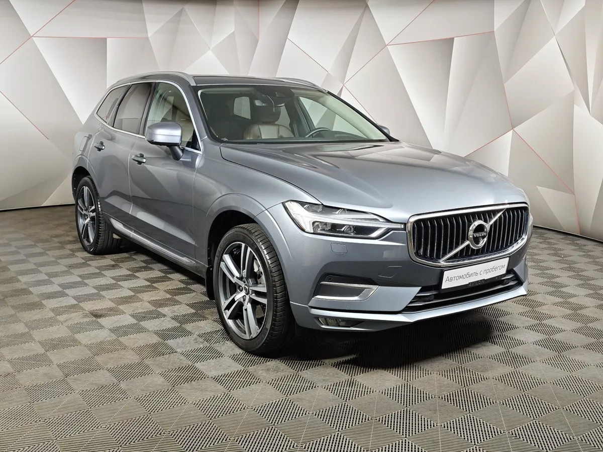 Volvo XC60 2.0 D5 AT AWD (235 л.с.) Momentum Серый в АВИЛОН. Слайд №3