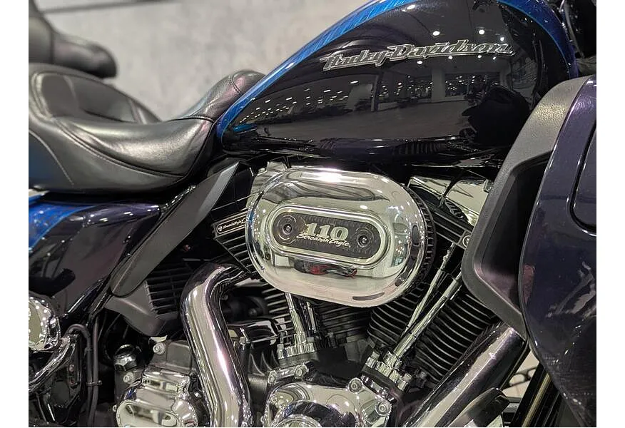 Harley-Davidson Ultra Limited 1923 см³ (106 л.с.) (106) 1923 Синий в АВИЛОН. Слайд №11