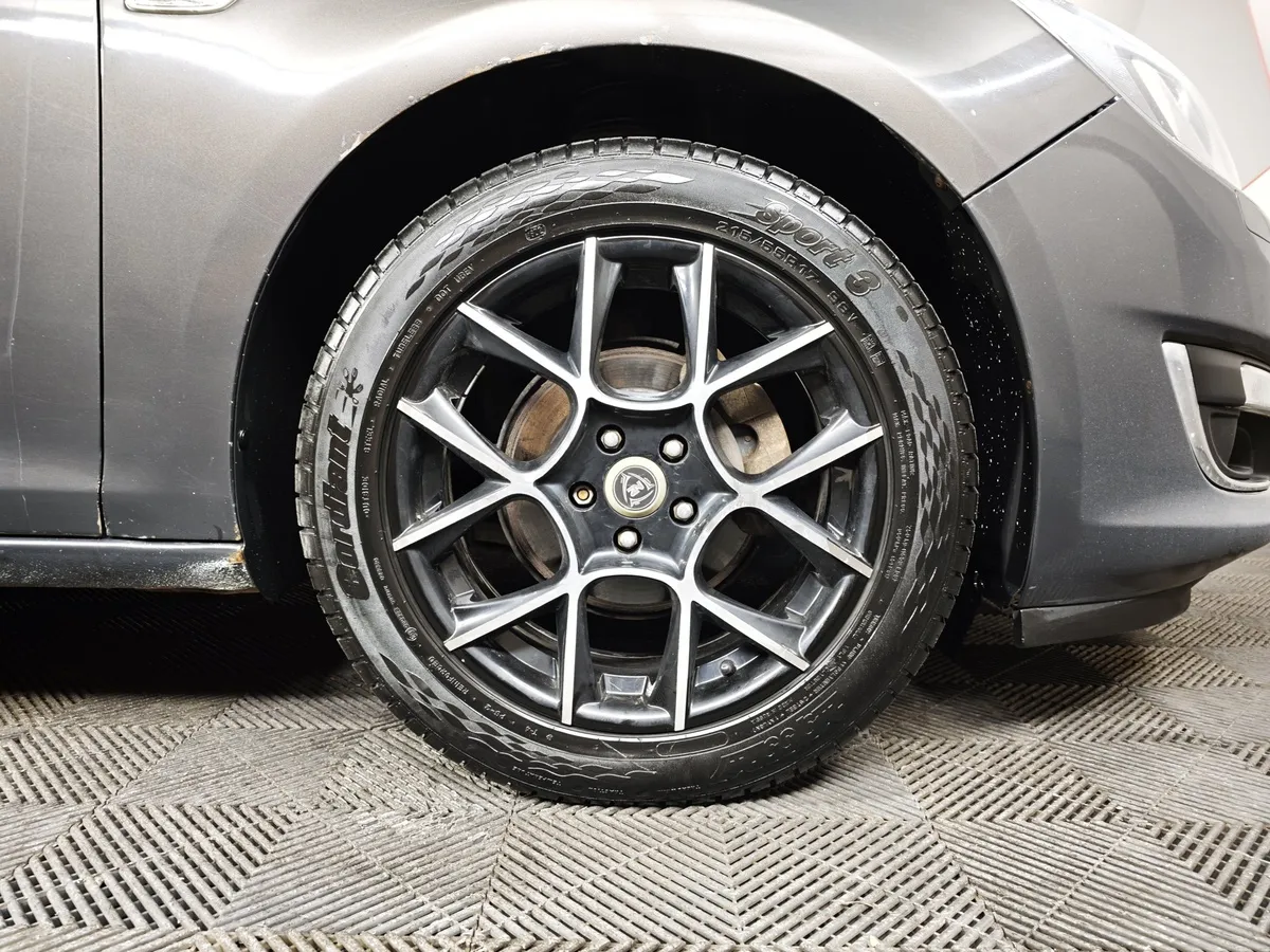 Opel Astra 1.4 Turbo AT (140 л.с.) Серый в АВИЛОН. Слайд №9