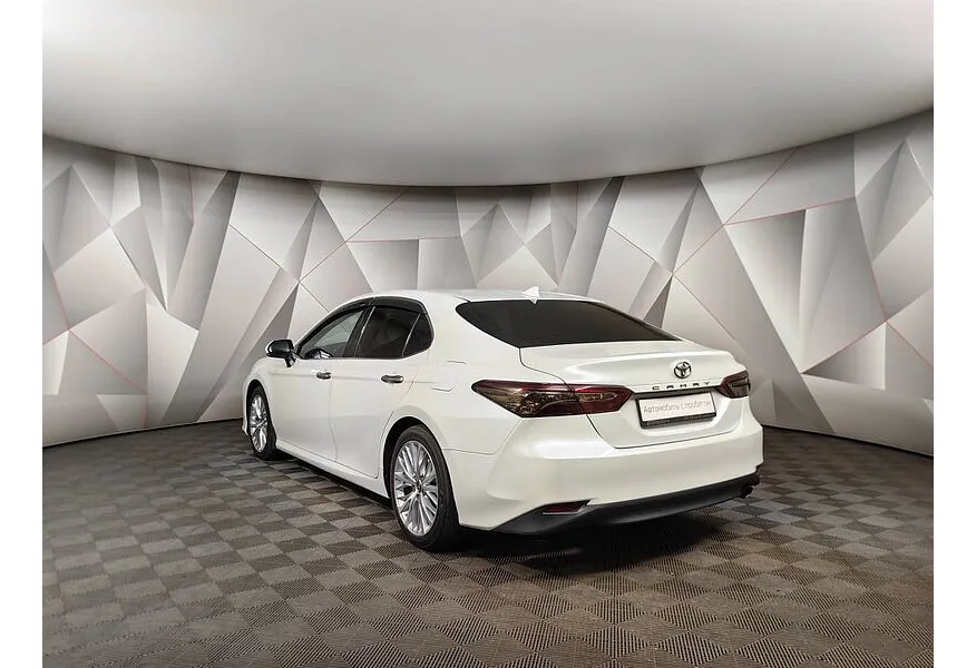 Toyota Camry 2.5 AT (181 л.с.) Белый в АВИЛОН. Слайд №7