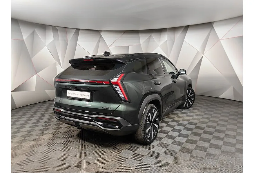 Geely Atlas 2.0T 7DCT 2WD (200 л.с.) Flagship Sport Зеленый в АВИЛОН. Слайд №2