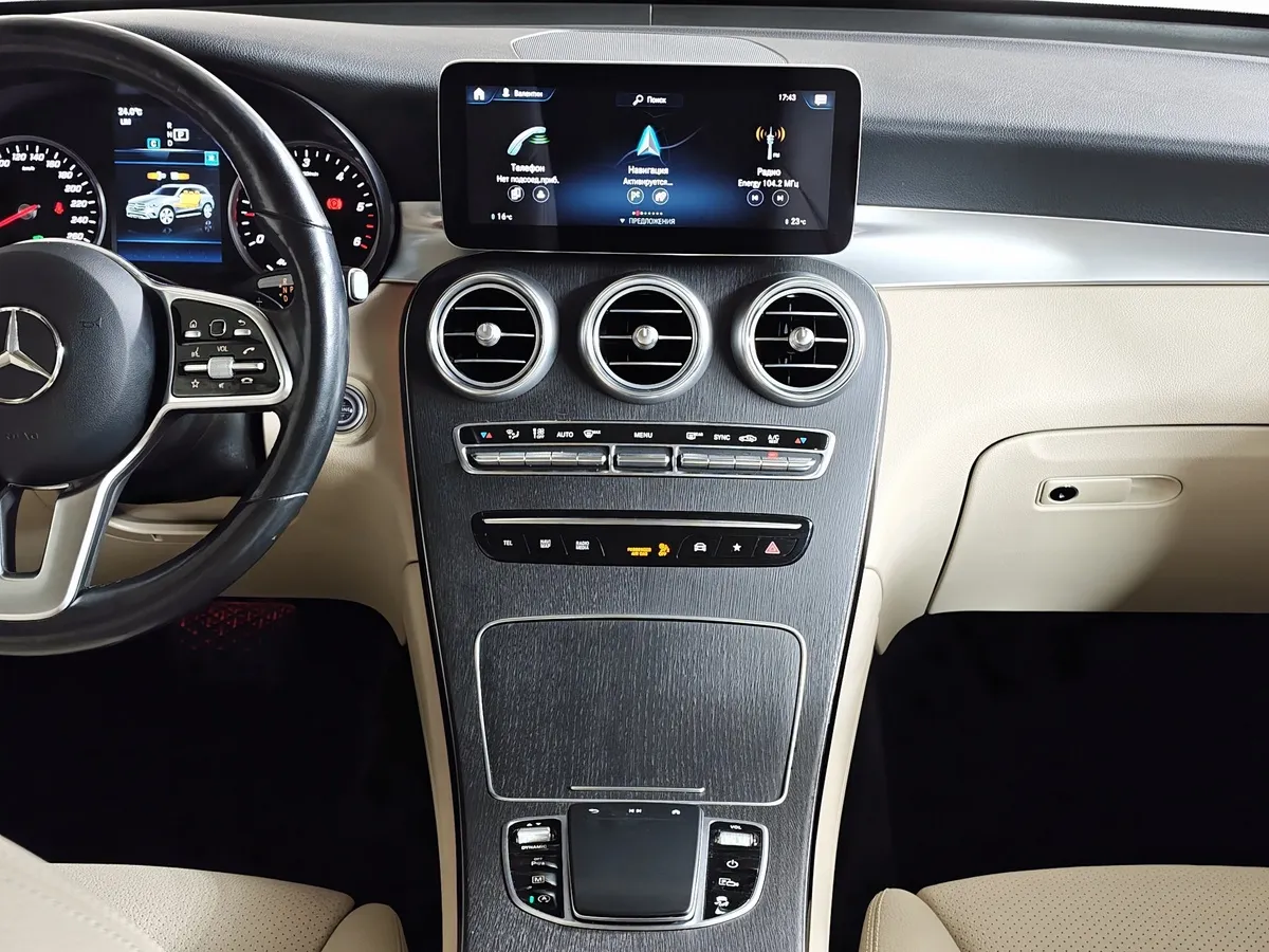 Mercedes-Benz GLC 300 d 9G-TRONIC 4MATIC (245 л.с.) Sport (Локальная сборка) Черный в АВИЛОН. Слайд №15