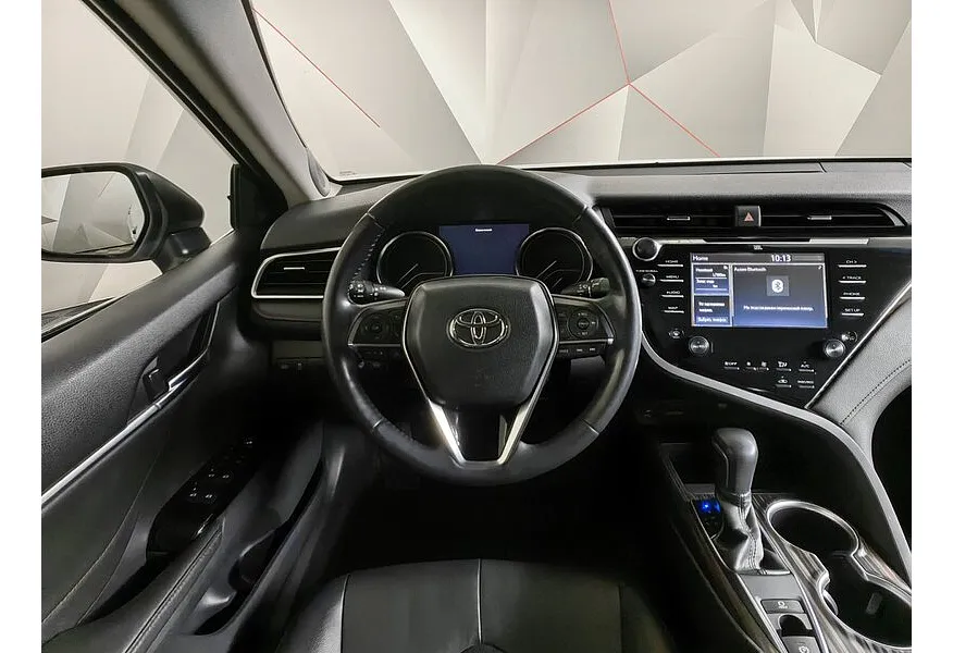 Toyota Camry 2.5 AT (181 л.с.) Классик Белый в АВИЛОН. Слайд №20