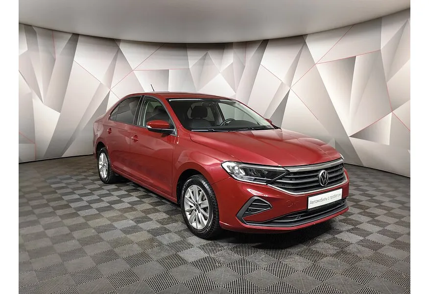 Volkswagen Polo 1.6 MPI AT (110 л.с.) Status + Зимний + Комфорт + Мультимедиа Красный в АВИЛОН. Слайд №3