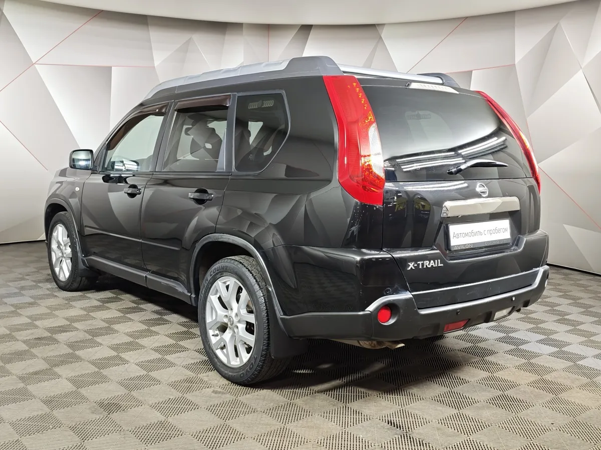 Nissan X-Trail 2.0 CVT AWD (141 л.с.) Черный в АВИЛОН. Слайд №3
