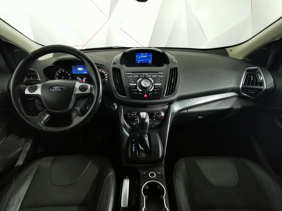 Ford Kuga 1.6 EcoBoost AT AWD (182 л.с.) Titanium Черный в АВИЛОН. Слайд №12