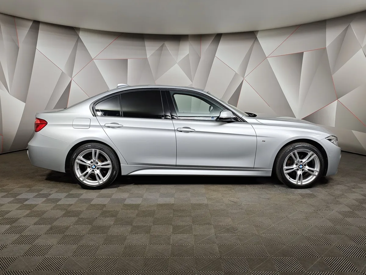 BMW 3 серия 320i xDrive AT (184 л.с.)  M Sports Edition Серебристый в АВИЛОН. Слайд №6