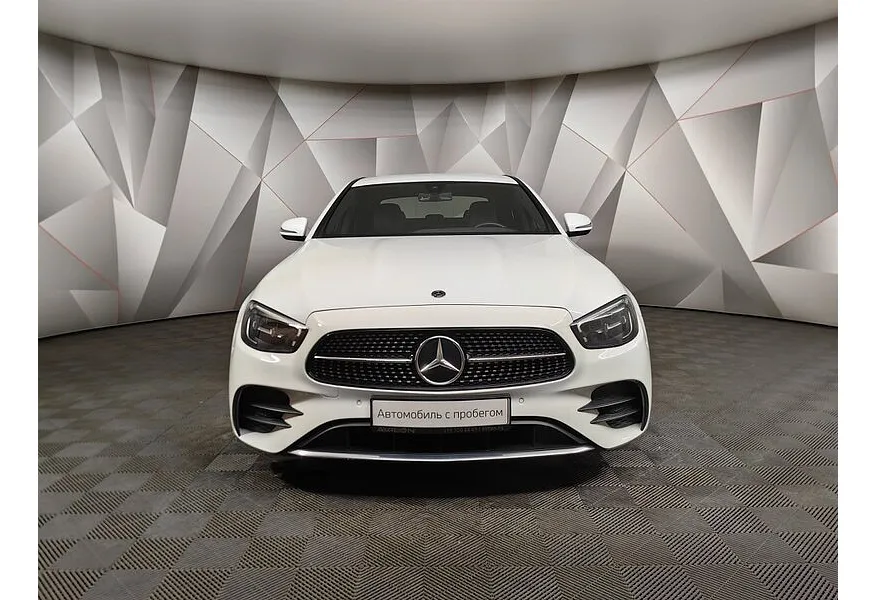 Mercedes-Benz E-Класс E 200 4MATIC 9G-TRONIC (184 л.с.) Exclusive Белый в АВИЛОН. Слайд №7