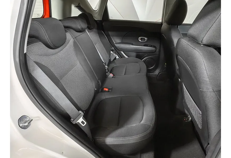 Kia Soul 1.6 AT (124 л.с.) Comfort Белый в АВИЛОН. Слайд №16