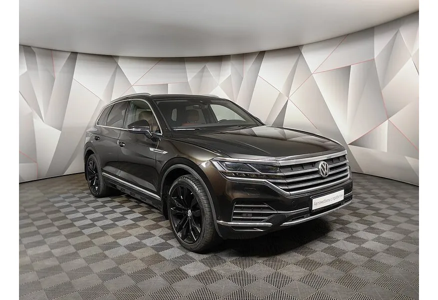 Volkswagen Touareg 2.0 TSI Tiptronic 4Motion (249 л.с.) Respect Коричневый в АВИЛОН. Слайд №2