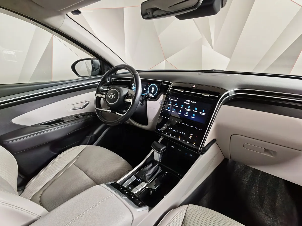 Hyundai Tucson 2.0 AT 4WD (142 л.с.) Красный в АВИЛОН. Слайд №13