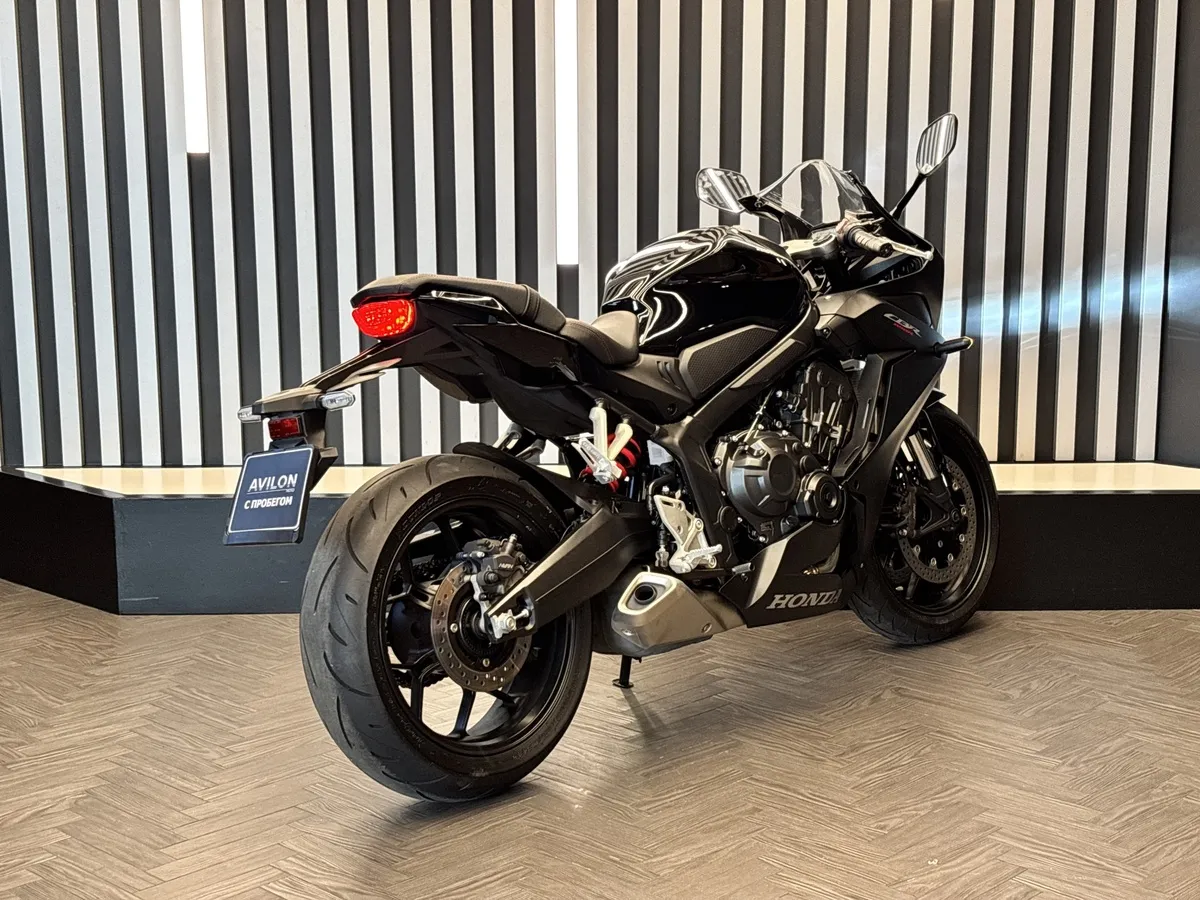 Honda CBR650 R 649 см³ (95 л.с.) (95) 649 Черный в АВИЛОН. Слайд №6