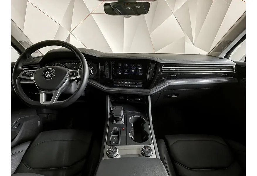 Volkswagen Touareg 2.0 TSI Tiptronic 4Motion (249 л.с.) Respect Черный в АВИЛОН. Слайд №14