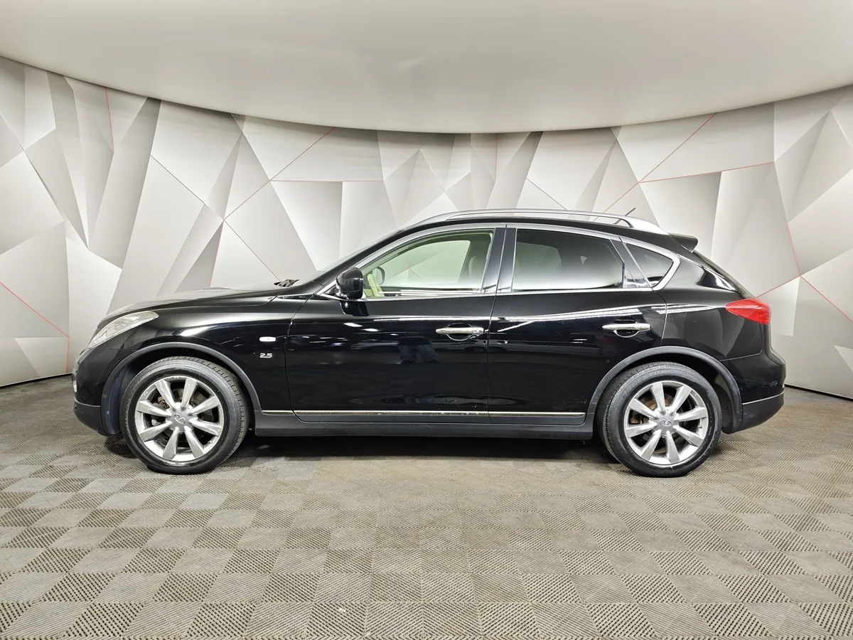 Infiniti QX50 2.5 AT AWD (222 л.с.) Черный в АВИЛОН. Слайд №5
