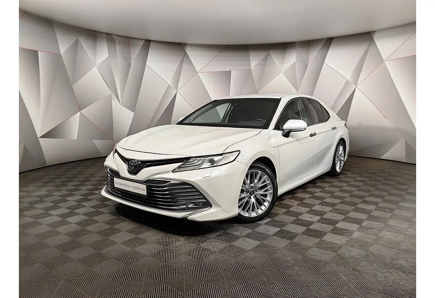АВИЛОН - Toyota Camry 2.5 AT (181 л.с.) Белый - slide 0
