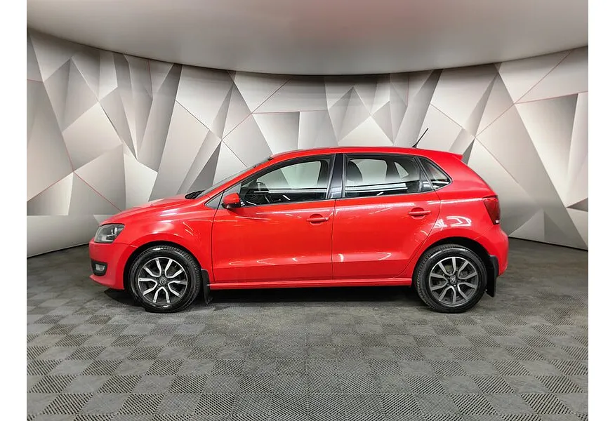 Volkswagen Polo 1.4 DSG (85 л.с.) Comfortline Красный в АВИЛОН. Слайд №5
