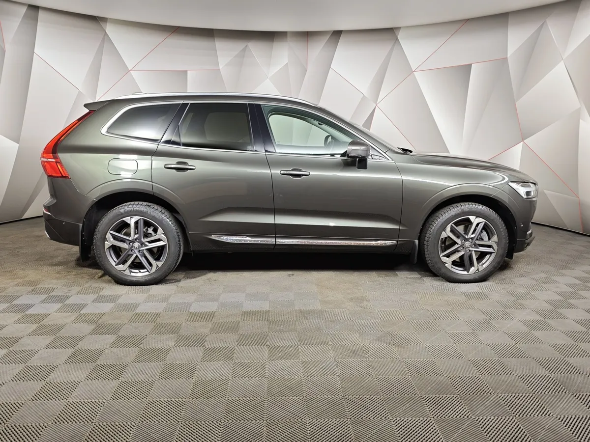 Volvo XC60 2.0 T5 AT AWD (249 л.с.) Inscription Зеленый в АВИЛОН. Слайд №6