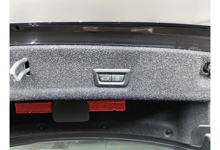 BMW 3 серия 318d Steptronic (150 л.с.) Серый в АВИЛОН. Слайд №16