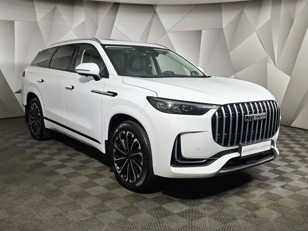 JAECOO J8 2.0 DCT 4WD (249 л.с.) Комфорт Белый в АВИЛОН. Слайд №3