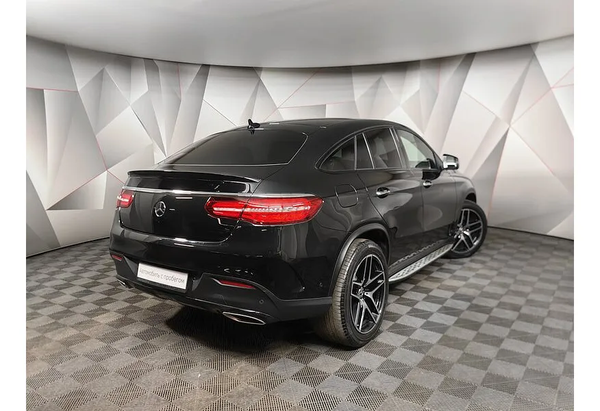Mercedes-Benz GLE Купе 400 4MATIC 9G-TRONIC (333 л.с.) Особая серия Черный в АВИЛОН. Слайд №2