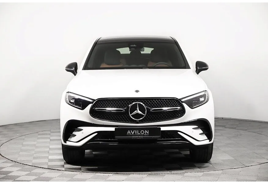 Mercedes-Benz GLC Купе 260 9G-TRONIC 4MATIC (204 л.с.) Белый в АВИЛОН. Слайд №4