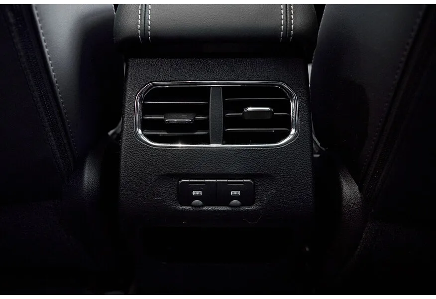 АВИЛОН - Haval Jolion 1.5 DCT 4WD (150 л.с.) Premium Красный - slide 11