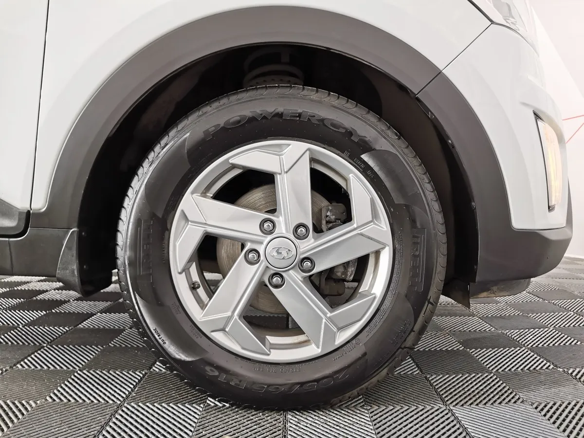 Hyundai Creta 1.6 AT (123 л.с.) Active + Winter Белый в АВИЛОН. Слайд №9