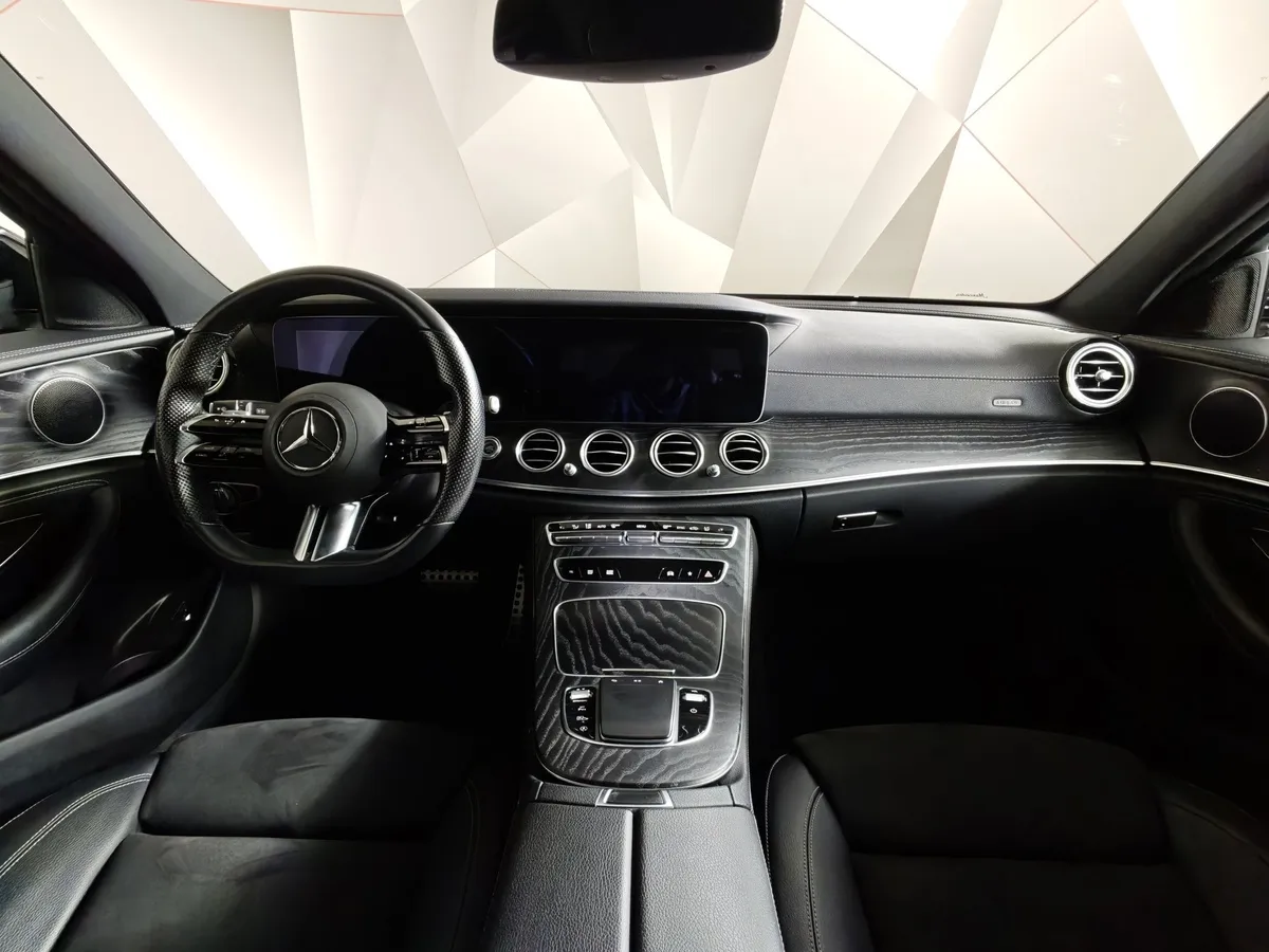 Mercedes-Benz E-Класс E 200 4MATIC 9G-TRONIC (184 л.с.) Sport Серый в АВИЛОН. Слайд №14