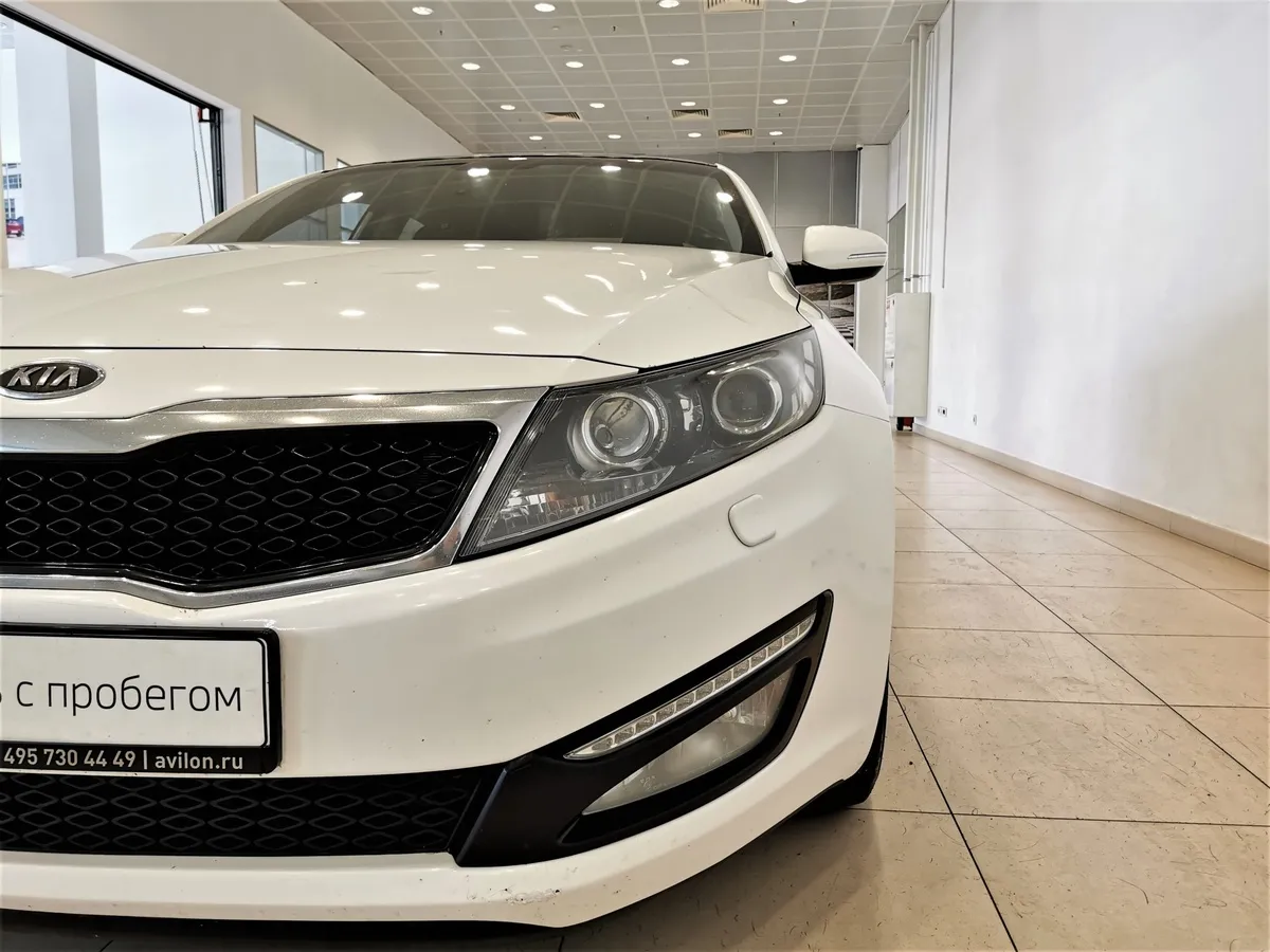 Kia Optima 2.0 AT (150 л.с.) Comfort Белый в АВИЛОН. Слайд №10