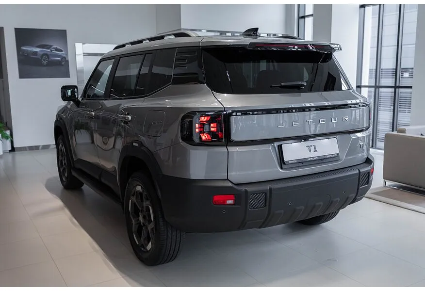 JETOUR T1 2.0T AT 4WD (245 л.с.) Luxury Серебристый в АВИЛОН. Слайд №5