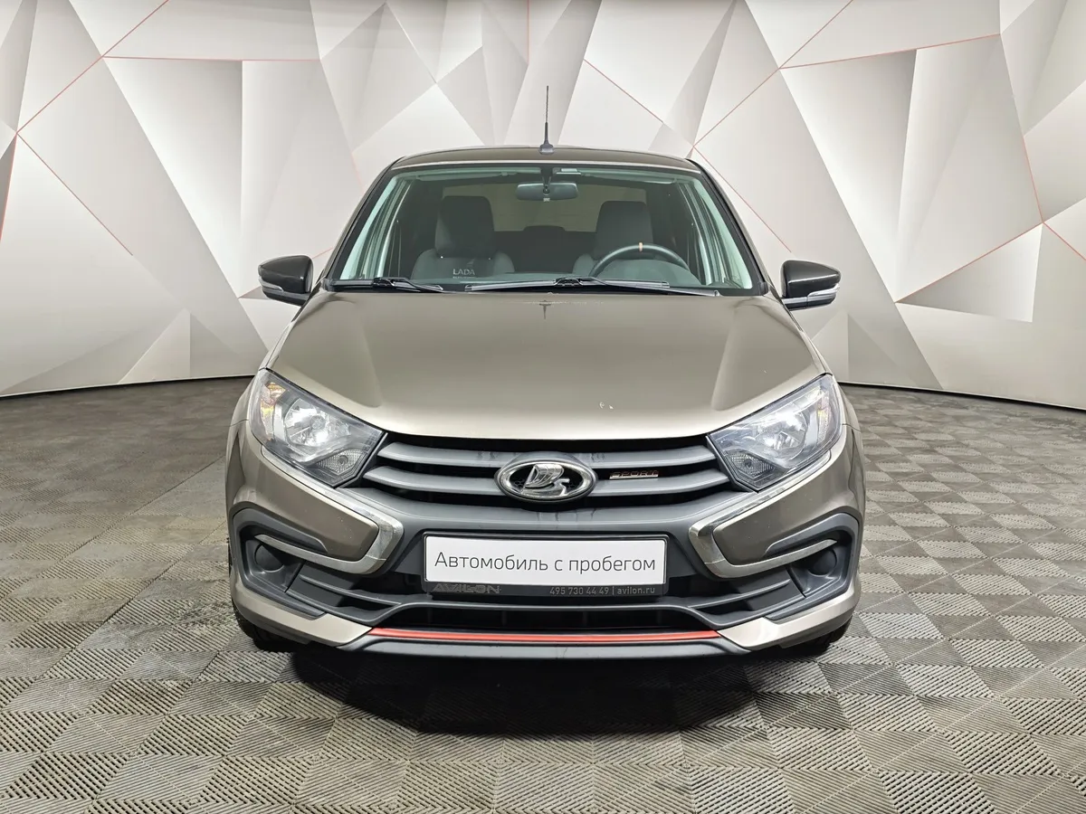 ВАЗ (Lada) Granta 1.6 MT FWD (118 л.с.) Enjoy Коричневый в АВИЛОН. Слайд №7