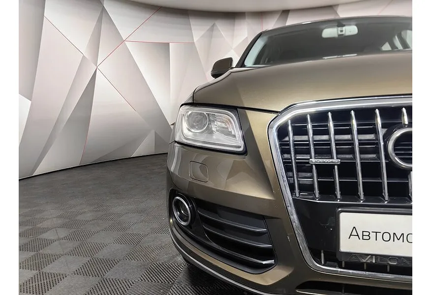 Audi Q5 2.0 TFSI Tiptronic quattro (225 л.с.) Коричневый в АВИЛОН. Слайд №9