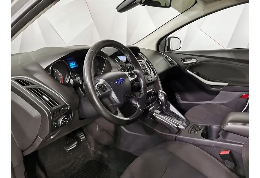 Ford Focus 1.6 PowerShift (125 л.с.) Titanium Серебристый в АВИЛОН. Слайд №19