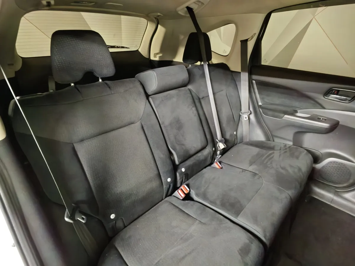 Honda CR-V 2.0 AT 4WD (150 л.с.) Белый в АВИЛОН. Слайд №16